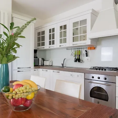 Vicani Villa: Spacious With Pool * Ripenda Kras