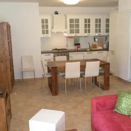 Vicani Villa: Spacious With Pool Ripenda Kras