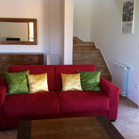 Charming In With Shared Pool * Ripenda Kras